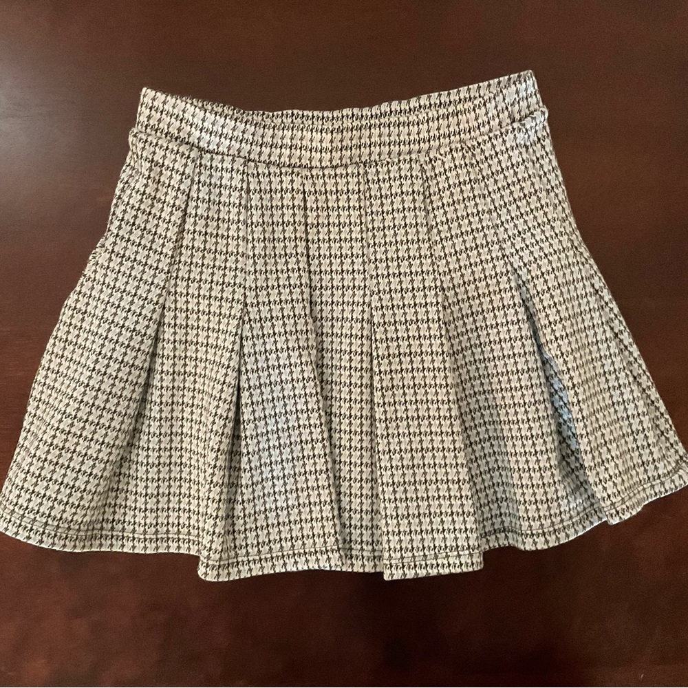 Altar’d State Pleated Plaid Skirt  Small